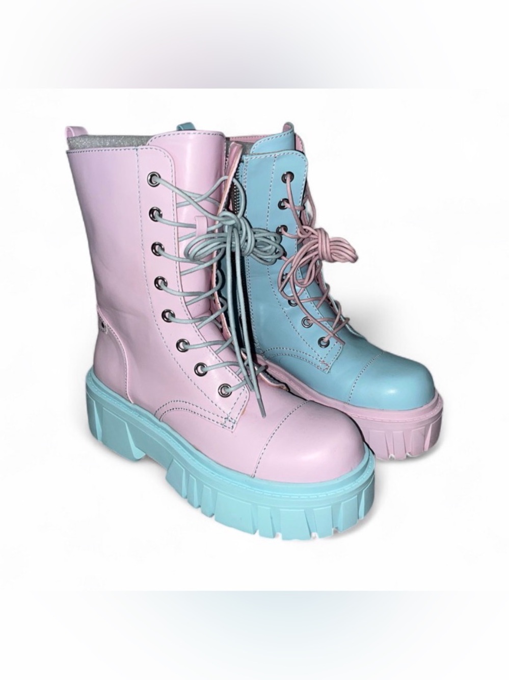 Like New Current Mood Size 10 Mismatched Pastel Pink & Blue Combat Boots